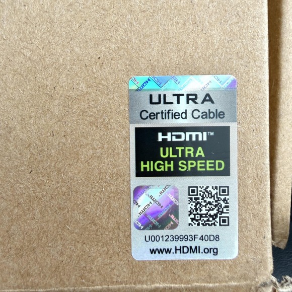 Monoprice SlimRun 8K Ultra High Speed HDMI 2.1 Active Cable 10m 32ft AOC - Picture 6 of 7